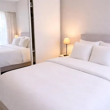 Exceptional Sea-view Apartment, 3 Min From Station, Port & Chateau Views, Private Parking