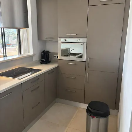 Exceptional Sea-view Apartment, 3 Min From Station, Port & Chateau Views, Private Parking * Mandelieu